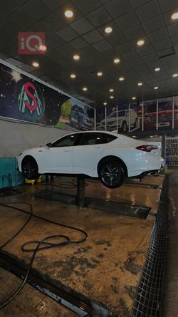 ئاکورا TLX